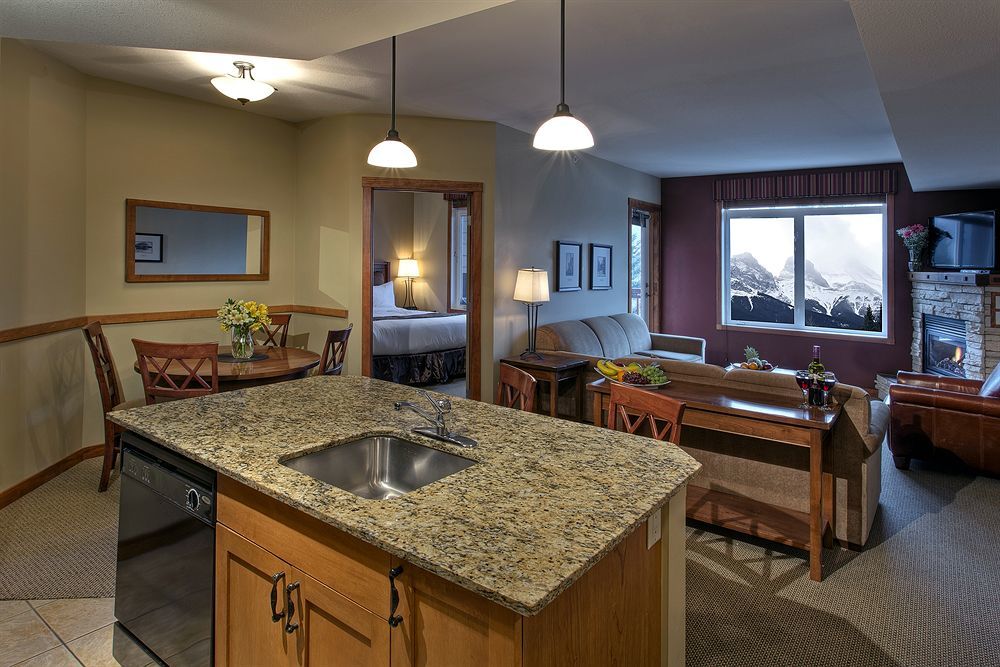 B&B Falcon Crest Lodge 1Br 1Pullout Canmore Eksteriør bilde